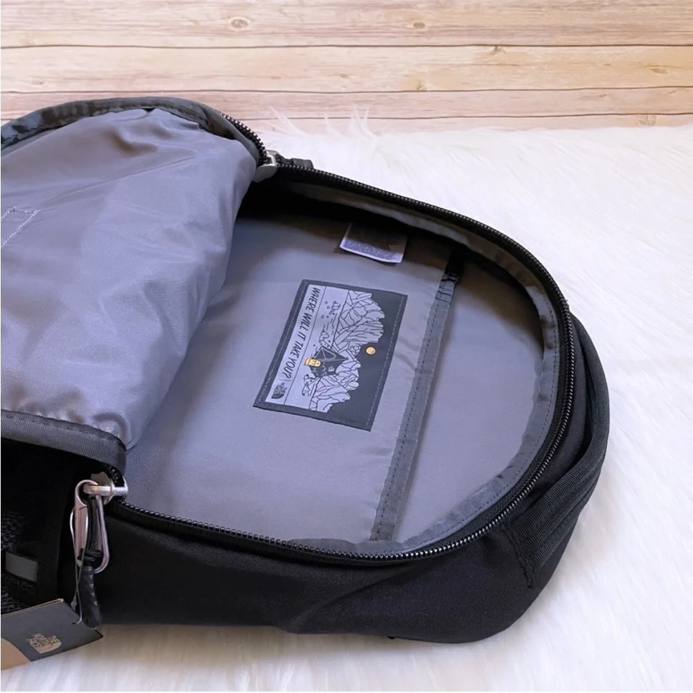 The North Face Unisex Jester 28 Liter Backpack - Picture 6 of 7